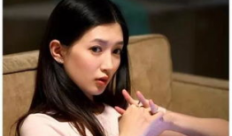 娱乐圈吃瓜小花是谁呀视频,吃瓜小花背后的故事